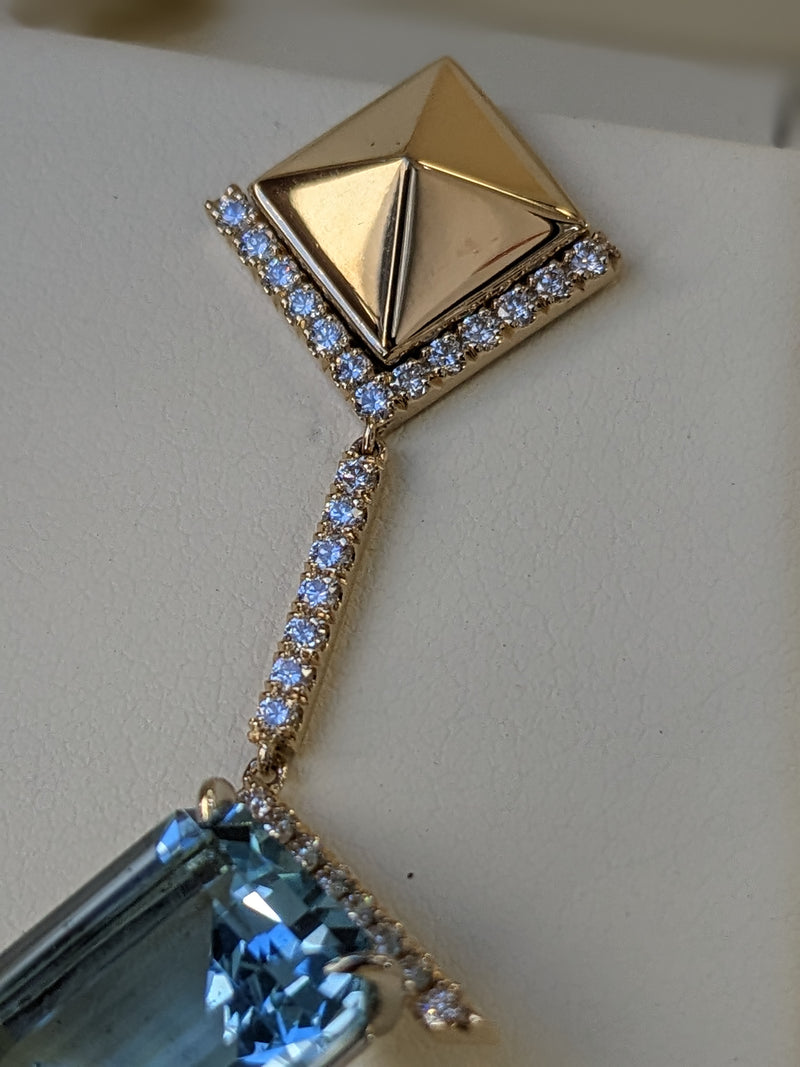 Aquamarine Diamond Pyramid 18k yellow gold modern dangling earrings
