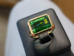 7.94 ct Green Tourmaline in 18k Yellow gold ring setting