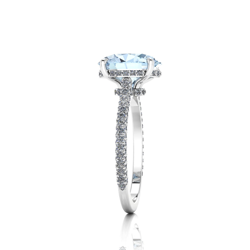 2.5 carat Oval Blue Aquamarine and White Diamonds Pave' in Platinum