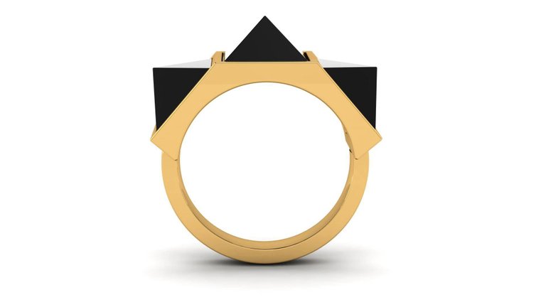 The Witch's 'Four Pillars' Pyramid Ring - Silver with Black Diamond