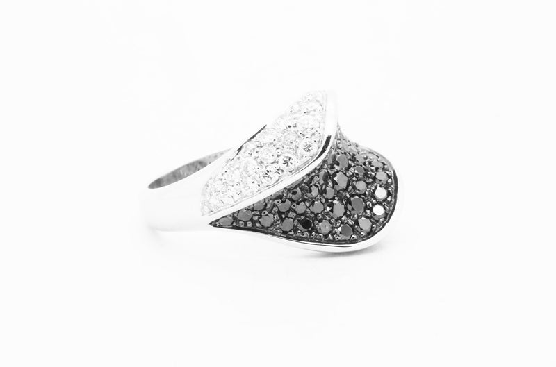 "Broken Rocks" Black and White Diamonds 18k white gold ring - FERRUCCI & CO. Jewelry