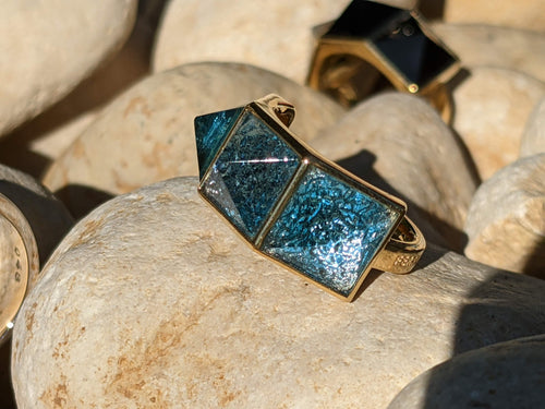 Swiss Blue Topaz Three Pyramids Ring 18K Yellow Gold
